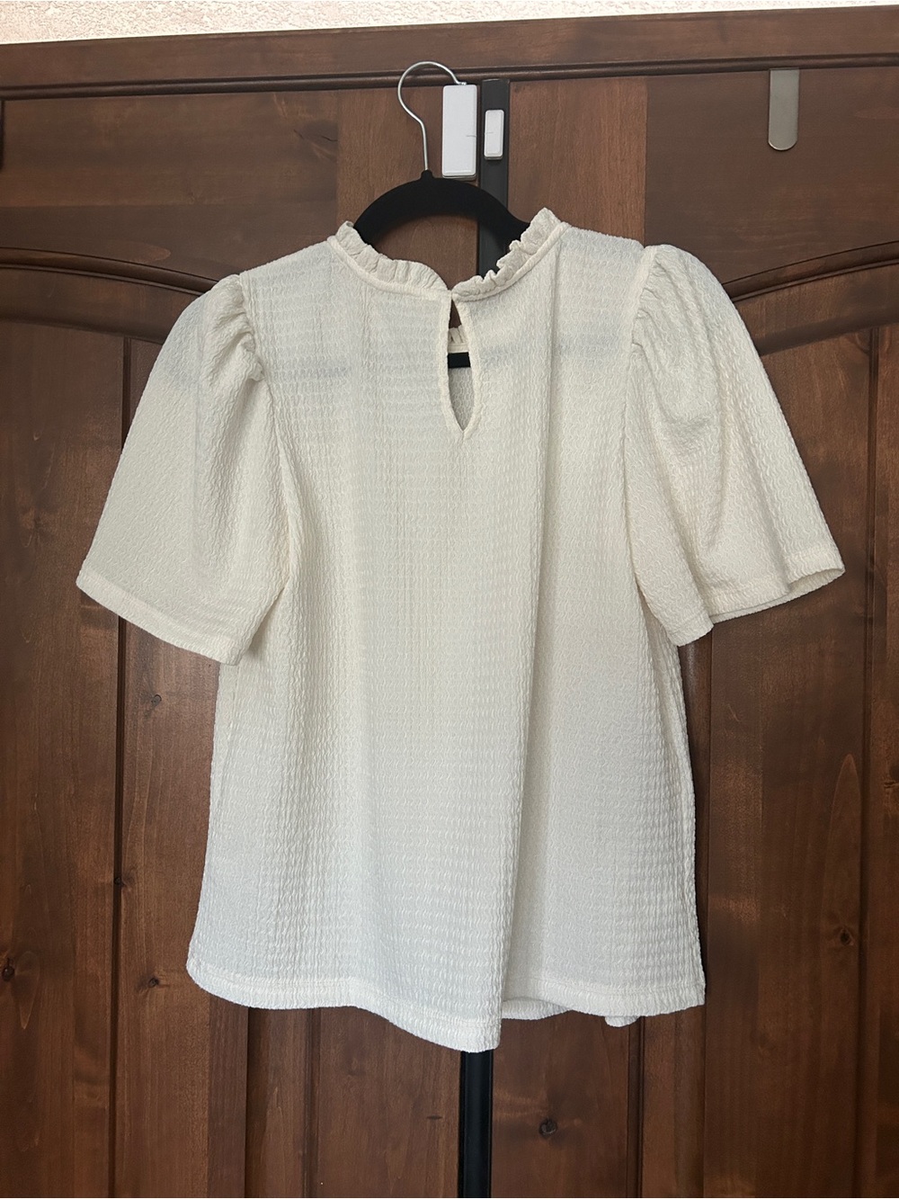 LOFT Cream Textured Ruffle-Neck Short Sleeve Blouse - Picture 2 of 3